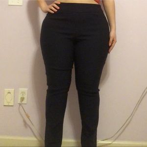 EUC BRIGGS Navy Blue Full-length Dress Pants